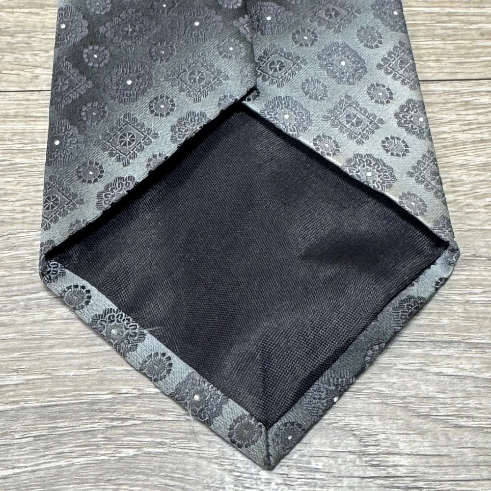 Wembley Handmade Luxury 100% Imported Polyester Neck Tie Made in USA 58